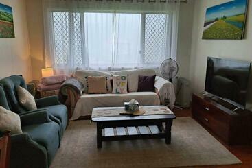 游客公寓 Entire 3 Bdrm Cottage Just Off Gallery Walk Mt Tambo