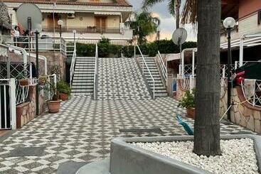 Жильё для туристов Leancore Da Crystal