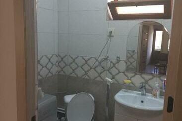 Apartaments turístics гам гостевой дом