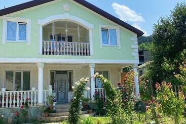 관광객 아파트 Green House