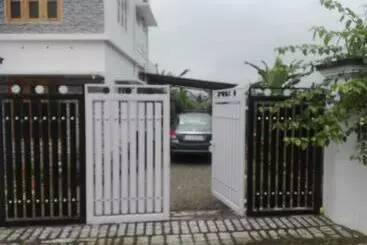 ツーリストアパートメント Gangothri Homestay