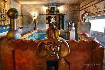 Turistihuoneistot Pyramide De Cormatin, 2 Nuits Minimum