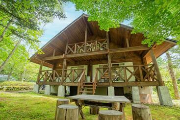 Turista apartmanok 月の街60号北軽井沢