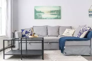 ツーリストアパートメント Sea Crest Retreat   Modern   2 Br   Sa   By The Sea