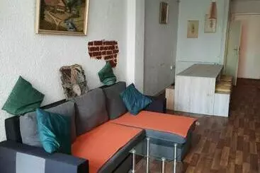 آپارتمان‌های توریست‌ها Spacey,central Apartment Near Alexanderplatz