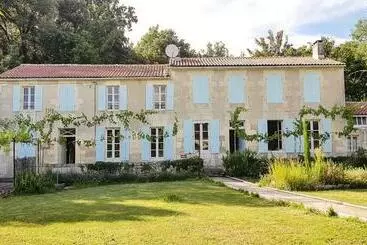 Pisos turísticos Entre Pierre Et Bois