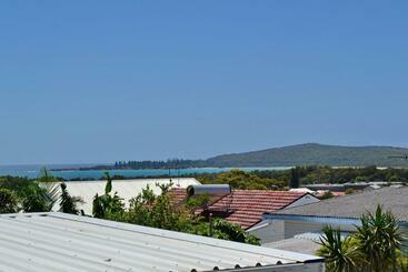 Apartamentos turísticos Seaview 22   Bring Your Own Linen