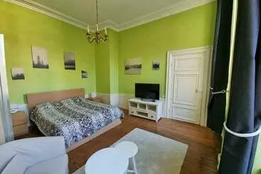 Apartamentos turísticos Clos Sainte Aldegonde   Hyper Centre Saint Omer