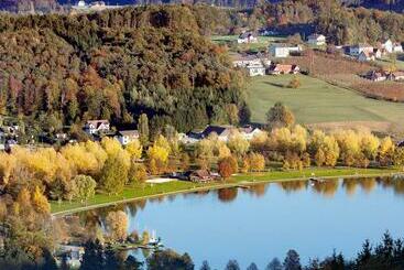 شقق خاصة سياحية Ferienanlage Am See