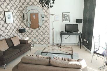 Жильё для туристов Harrogate Boutique Apartments