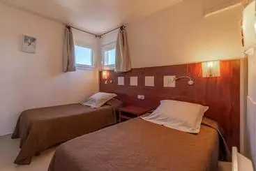 Hotelli Hôtel Les Dunes