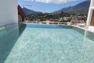 Hotelli Keramos