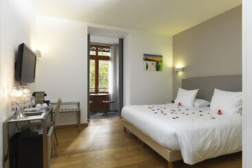 酒店 Le Manoir D Agnès Logis Hôtel Restaurant