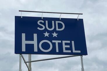 Contact Hotel Le Sud Montpellier Aéroport Parc Expo Arena