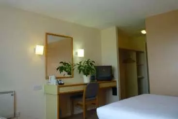 Отель Redwings Lodge Rutland