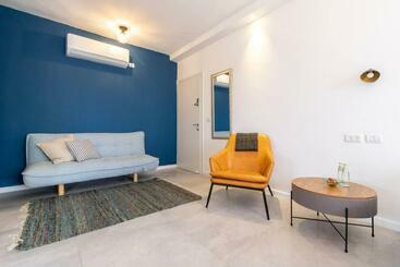 Turistihuoneistot אגריפס 111