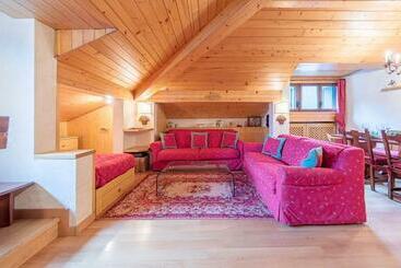 Apartamenty turystyczne Deliziosa Mansarda Ai Piedi Della Pista 3tre