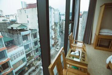 هتل Khách Sạn Tân Trang