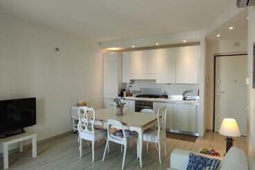 Turist apartmanları La Luce Del Faro