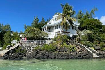 Turist apartmanları Beach Villa Rocca