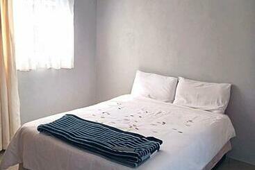 펜션 Rethapaki Guesthouse