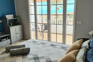 דירות לתיירים Cozy Studio Sea View In Chayofa