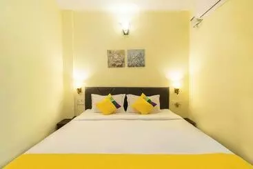 Blue Door Hotel Morjim
