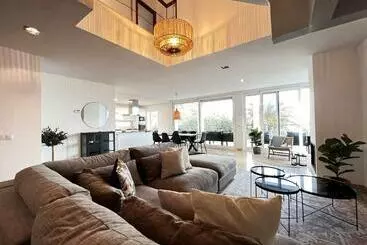 Turistihuoneistot Myflats Villa Sea Cove