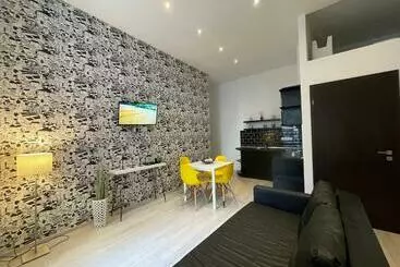 ツーリストアパートメント A5 Apartment   Budapest   Hostaid