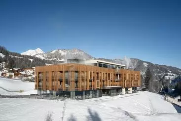 ホテル Badia Hill