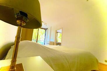 Turistihuoneistot Avenue Louise   Appartement Prestigieux