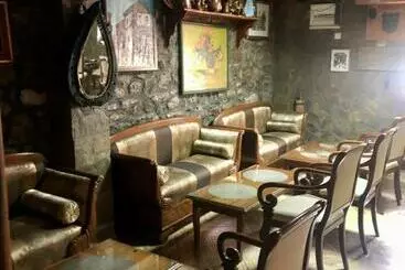 تختخواب و صبحانه Kula Nekovic