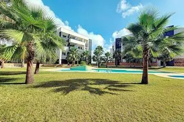 Apartaments turístics Modern Ground Floor Apartment D8 223