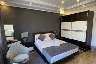 ペンション Ami Residence Bucharest Airport,therme&free Parking Otopeni