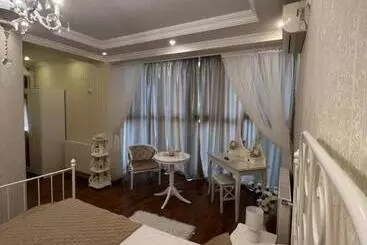پانسیون Ami Residence Bucharest Airport,therme&free Parking Otopeni