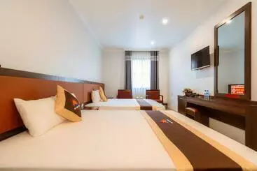 هتل De Charm Hạ Long