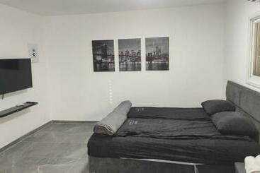 پانسیون Villa Vered