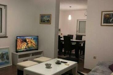 דירות לתיירים Villa Predlug