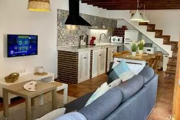 Appartamenti turistici Casa Bodijar Casa Rural En Lentegi