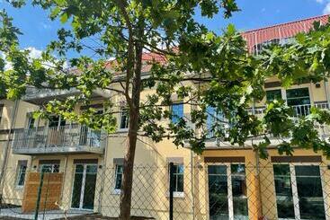 ツーリストアパートメント Gästehaus Hoppegarten