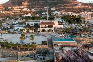 בית מלון כפרי Orchid House Baja