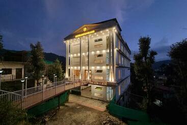 Moon Glade By Stylia Hotels