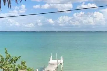 Hotel Rum Punch Lodge   Btb Gold Standard   Former Seabreeze
