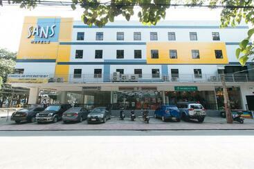 Sans Hotel At Algers Suites Marikina By Reddoorz