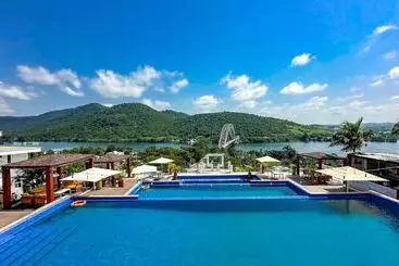 ホテル Bridgeview Resort