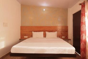 Отель Ausy Wellness Premium Home Stay