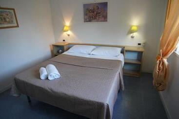 Жильё для туристов Charme A 300 Mt Dal Mare   Calabria