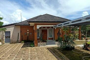 Turistlägenheter Nanita Homestay