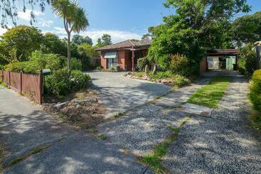 Turistlägenheter Beautiful Family Home