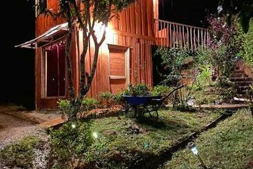 مبيت وإفطار Lodge él Savegre Providencia